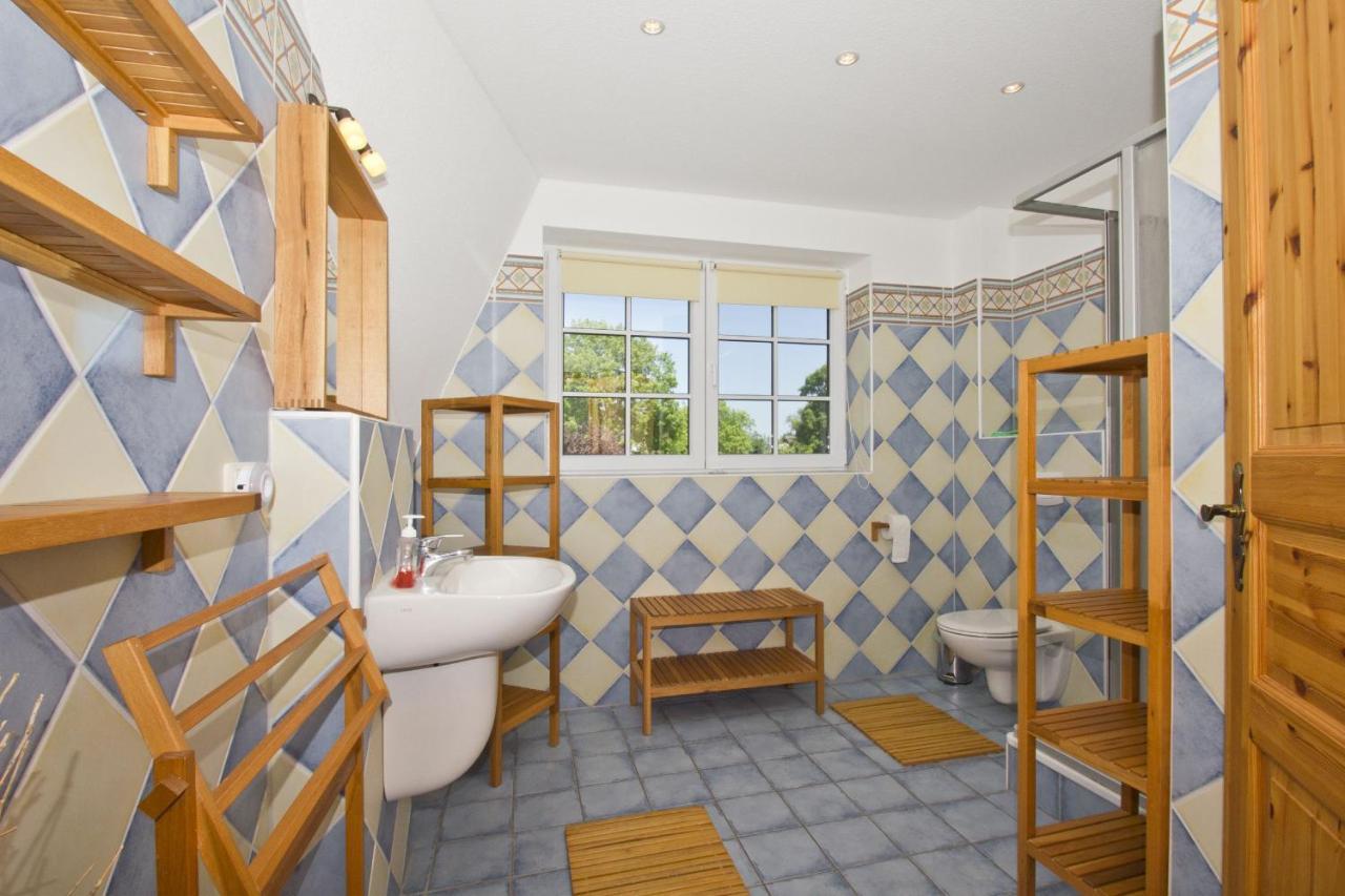 Ostseehaus Lea Doppelhaushaelfte Wiek auf Ruegen Ngoại thất bức ảnh