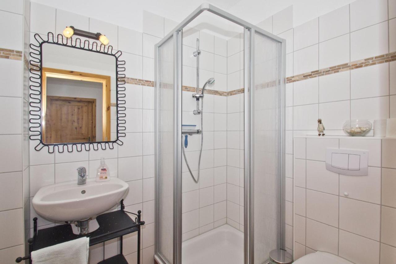 Ostseehaus Lea Doppelhaushaelfte Wiek auf Ruegen Ngoại thất bức ảnh